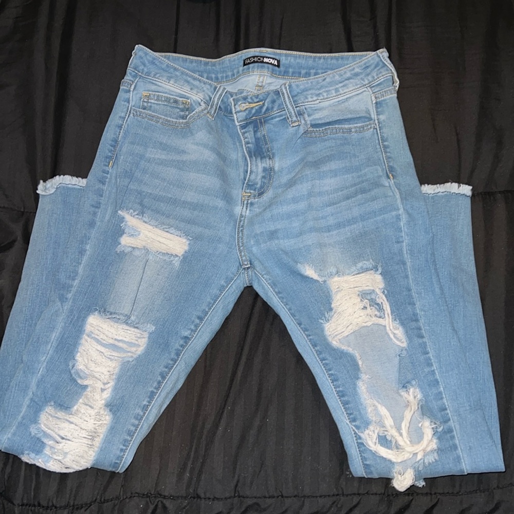 Destructive jeans